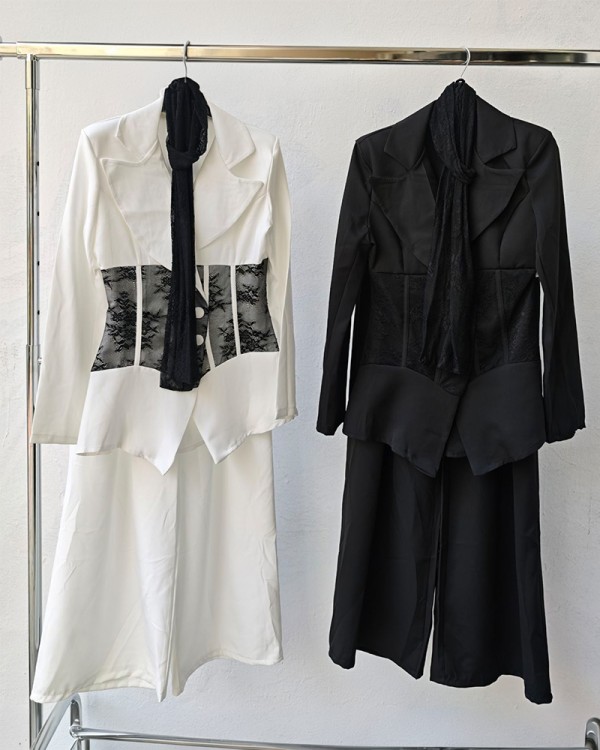 Black Lace Detail Κουστούμι