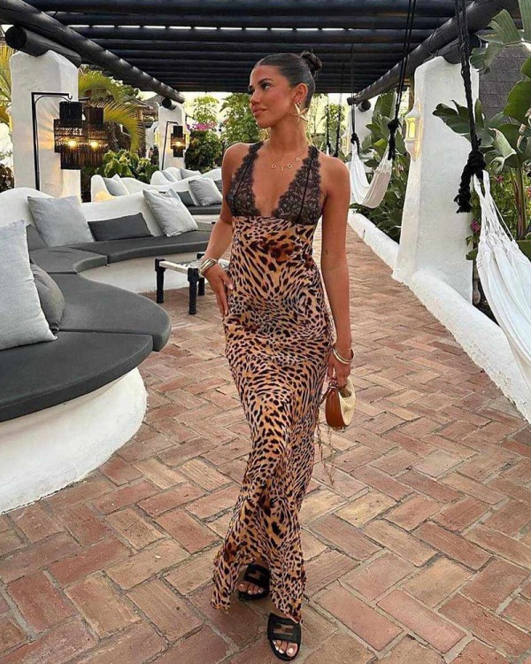 Lace And Leo Φόρεμα